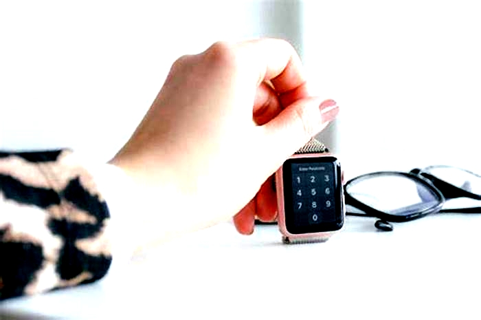 How to Protect Your Smartwatch from Hacking and Malware