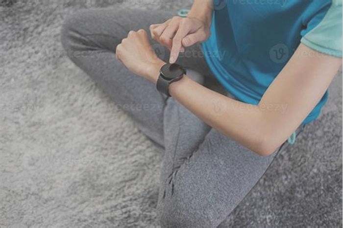 How to Use Your Smartwatch for Meditation Breathing Exercises