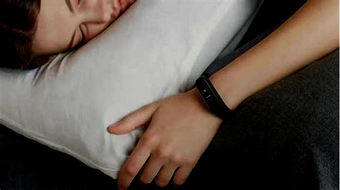 How to Use Your Smartwatch to Improve Your Sleep Quality